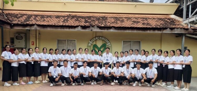 និស្សិតចុះកម្មសិក្សានៅមន្ទីពេទ្យកុមារអង្គរសៀមរាប